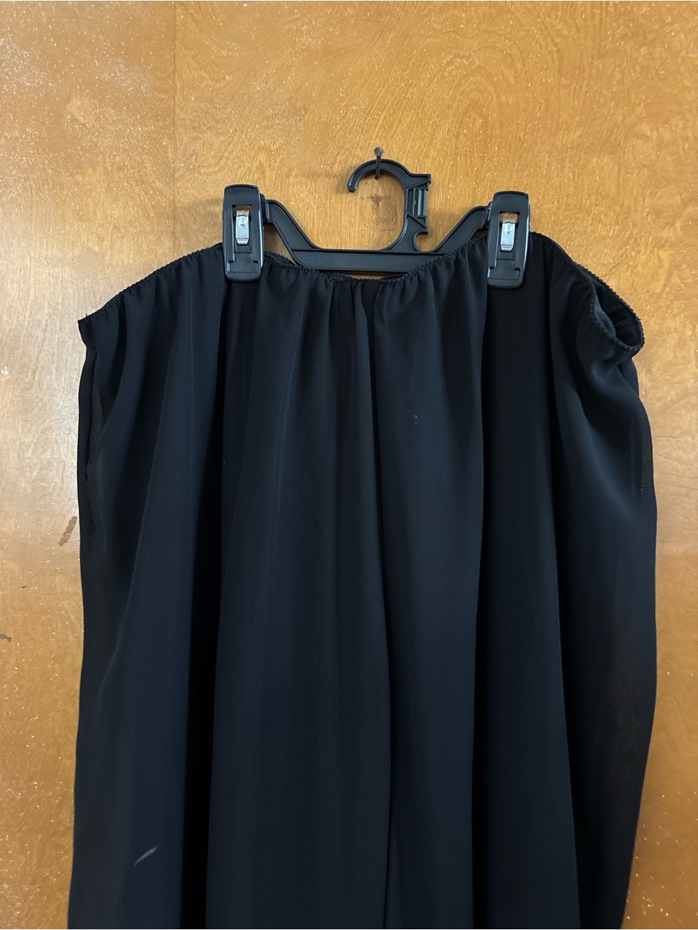 Black Palazzo pants.  Chiffon. 1xl - Picture 7 of 7